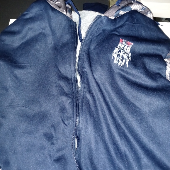 Jacket - Picture 2 of 2